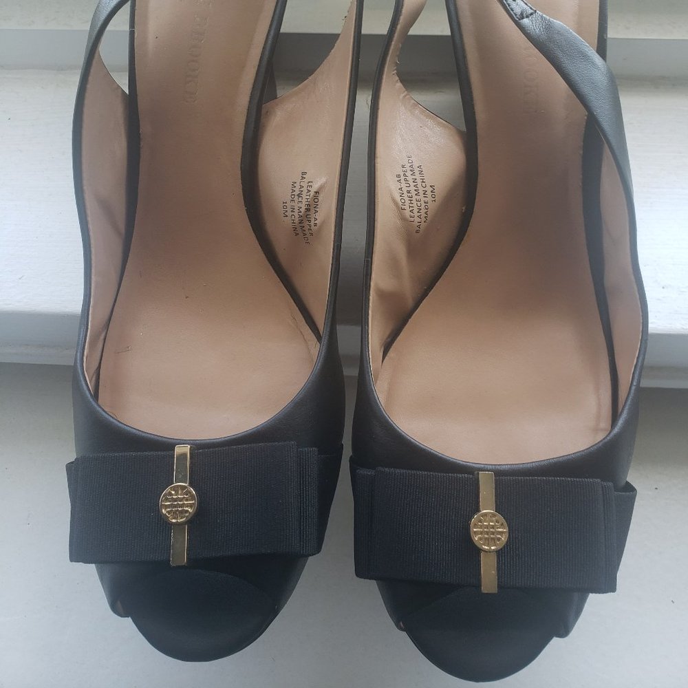 Used Audrey Brooke Fiona Slingback Wedges Sz 10